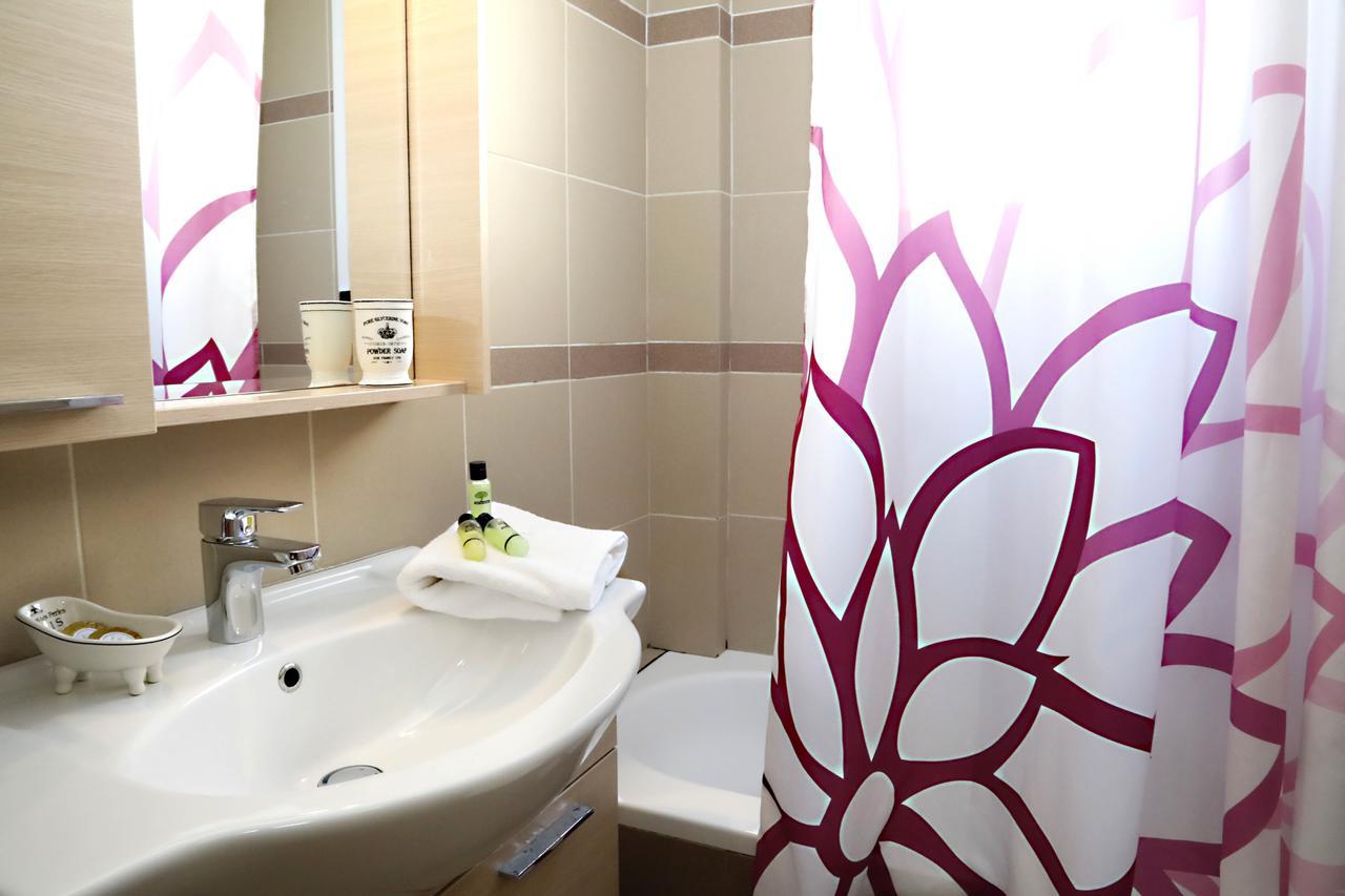 Metaxourghio Boutique Apartment Aten Exteriör bild